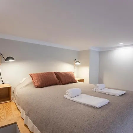 Almada 151 Apartment