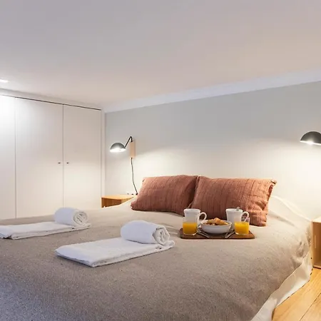 Almada 151 Apartment