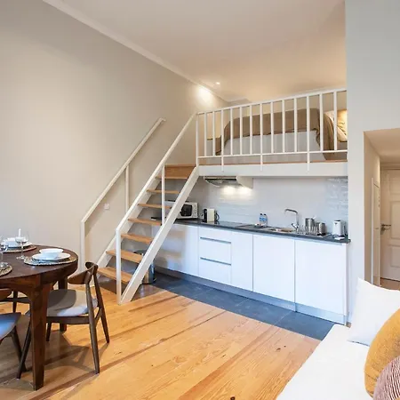 Apartment Almada 151