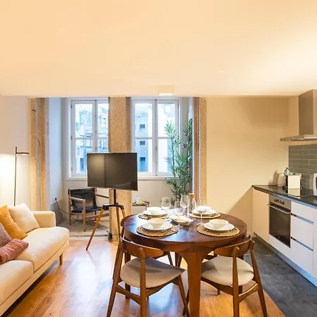 Apartment Almada 151